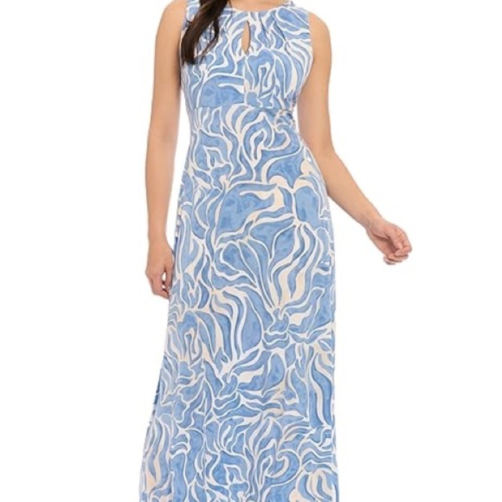 Maggy London summer blue print maxi dress 
NWT 
Size 8p